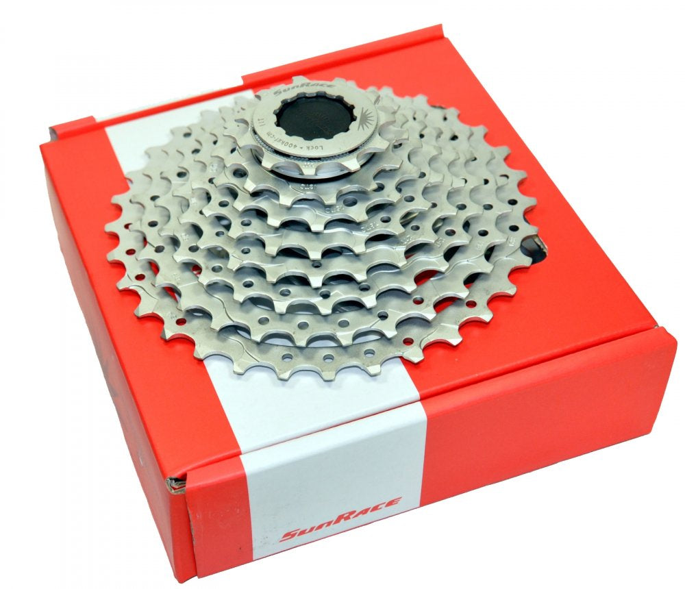 Cassette SunRace 8 Vitesses 11-32 Dents – CSM66 8AU-BOX – Transmission Large et Polyvalente